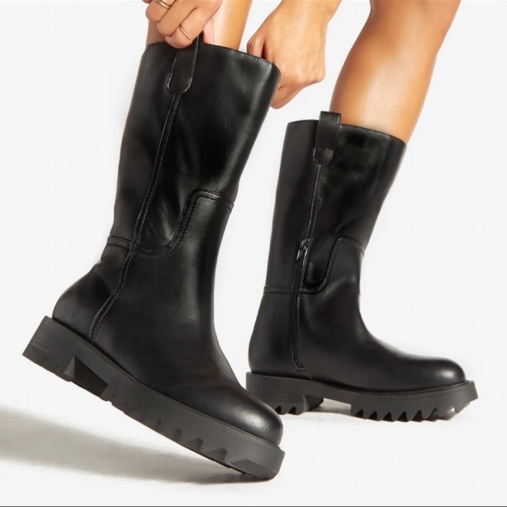 Shoe Dazzle Black Mid-Calf Lug Sole Combat Boots